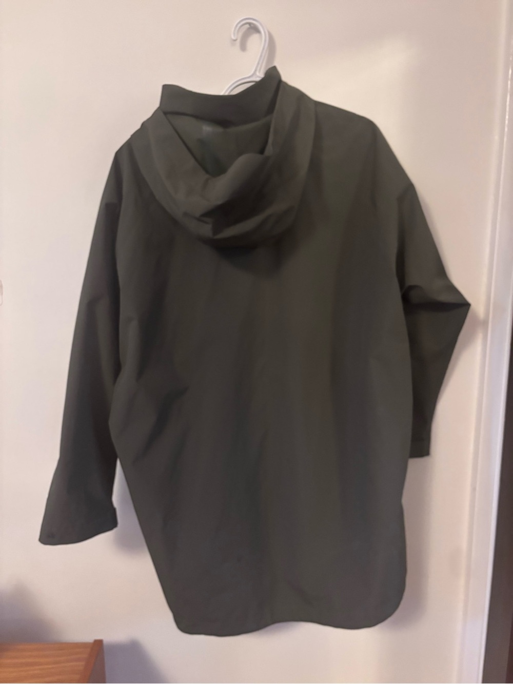 Uniqlo Dark Green Hooded Trench Coat - Picture 3 of 3